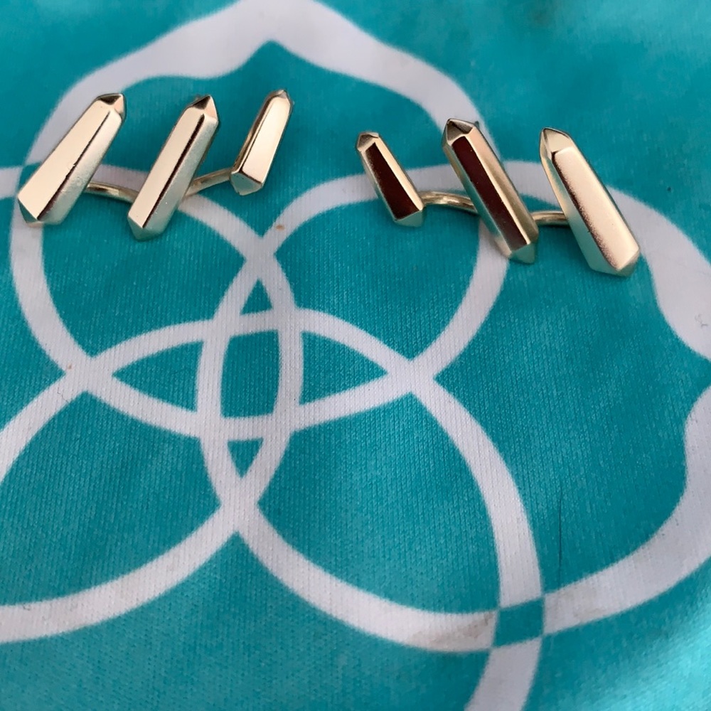 RARE Kendra Scott Billie Ear Climbers